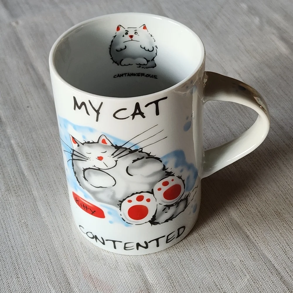 ⭐️ HOST PICK ⭐️ Cat Print Coffee Mug - Picture 7 of 7